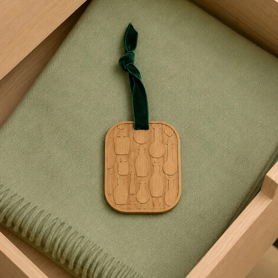 Herbal Whisper Anti-moth Wardrobe Fragrance Medallion